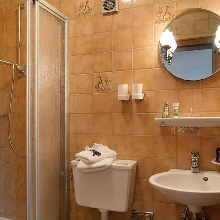 Strell Apartament