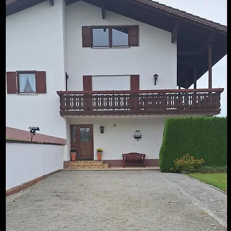 Apartment Strell